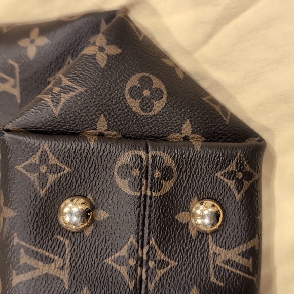 Authentic Louis Vuitton Monogram Melie Hobo Bag - Picture 3 of 11
